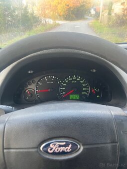 Ford tourneo Connect 2005 - 16