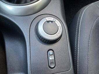 Nissan Qashqai 2.0 104kW 2012 106070km 4x4 tažné - 16