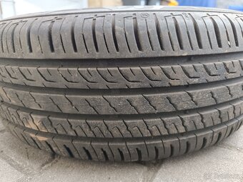 Letní obutí Ford 16" ALU + 205/55 R16 zánovní pneu - 16