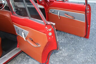 Simca Vedette Beaulieu V8 - 16