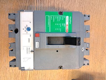 Drobný elektromateriál - 16