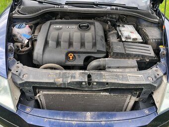 ŠKODA Octavia kombi II 1.9 TDi  4x4 REZERVACE - 16