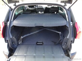 Peugeot 3008 2.0 HDI r.v.2010 (110 kw) Koupeno ČR - 16