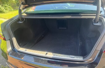 BMW 730d M-Paket xDrive I.majitel CZ rok 2022 záruka 5/2025 - 16
