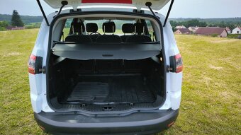 Ford S-Max - 16