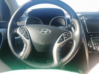 Prodám Hyundai i30 - 16