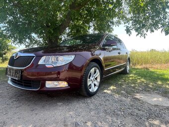 Škoda Superb 14TSI NAJETO 132000KM - 16