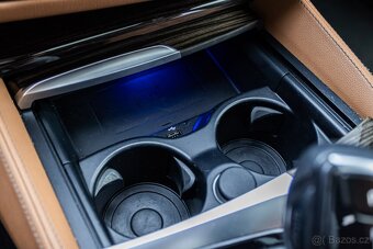 BMW 540i xDrive 250kW / TOP STAV / Panoráma / HeadUp / - 16