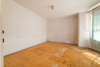 Prvorepubliková vila 5+2 (7+3) 380m2 / balkon /garáž / zahra - 16