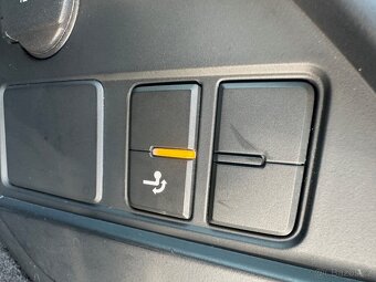 Volkswagen Touareg 3.0 TDI - CZ - 1.Majitel - DPH - 16