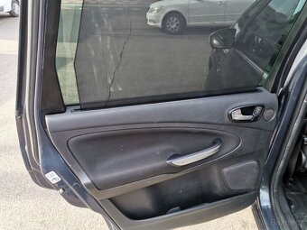 Ford S-MAX 2.0TDCi 103kw Titanium AUT - 16