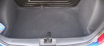 Skoda fabia 1.4mpi nová stk - 16