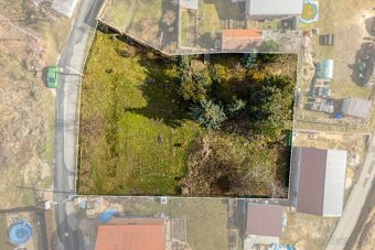 Prodej stavebního pozemku 946 m² Páleč - 16