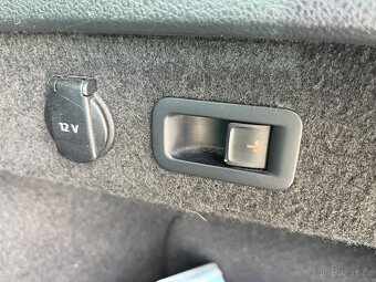 Passat B8 4MOT BiTDi 176kW Highline R-line - 16