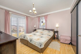 PRODEJ PROSTORNÉHO RODINNÉHO DOMU, PRACHATICE - 16