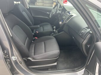 HYUNDAI ix20 1.4i 66 KW PDC TEMPOMAT VYHŘ.SEDADLA 2xALU KOLA - 16