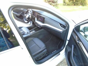 OCTAVIA 1.4Tsi,61000km,HYBRID.150kw,autom.prevod.navigace - 16