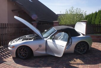 BMW Z4 3.0i (170kw) automa, dovoz DE, xenony, TOP STAV - 16