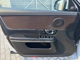 Jaguar XJ 3.0diesel /  300PS - 16