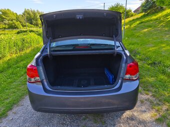 Chevrolet Cruze 2.0  VCDi 110kw,167tkm,2011,2xklíč,Serviska - 16