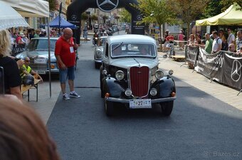 1950 Singer Nine Roadster- 1938 Singer Bantam Saloon 4 door - 16