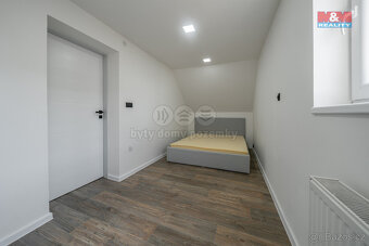 Pronájem bytu 3+1, 92 m², Radonice, ul. Růžičkova - 16