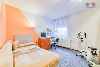 Pronájem bytu 3+1, 66 m², Cheb, ul. Přátelství - 16