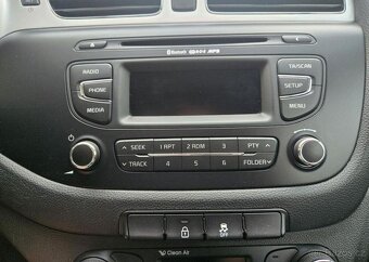 Kia Cee´d 1.6-NÍZKÉ KM-KLIMA-SENZORY1 - 16