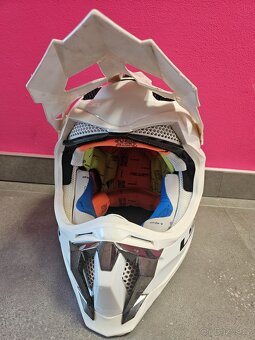 MX oblečení - 16