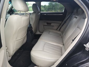 Chrysler 300C 3.0CRDi AUTOMAT - 16