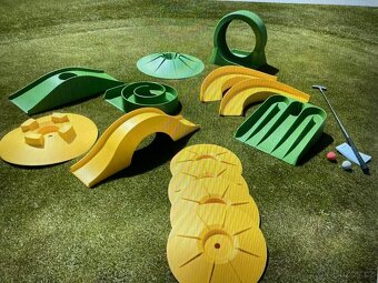 Prodám mobilní sady profi minigolfu EASY a BASIC - 16