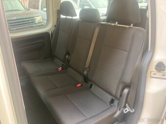 VOLKSWAGEN CADDY MAXI 1,4 Si 7míst 150k HIGHLINE - 16