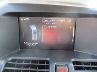 VOLVO XC60 2,4D4 Summum AWD Auto Pano Xen 2014 - 16