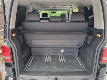 VW Multivan 2.0TDi 103kW DSG 7 míst - 16