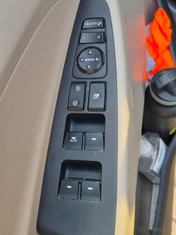 Hyundai Tucson, 2016, 1.7 CRDi 128tis, navigace - 16