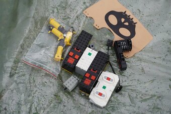 Lego 24,7 kg + návody - 16