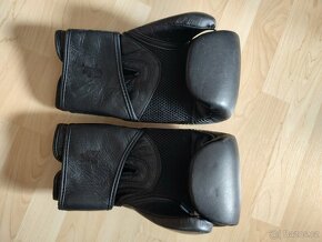NOVÉ BOXERSKÉ RUKAVICE KOŽENÉ + BANDÁŽE- PŮVODNÍ CENA 4300,- - 16