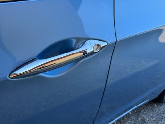 Hyundai i30 1.6i 99Kw - 16