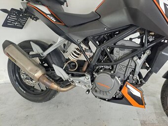 KTM 125 Duke - 16