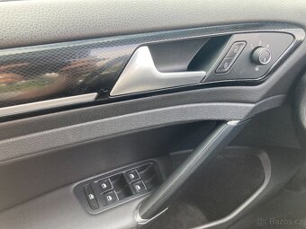 Volkswagen Golf, 1,6TDI/77kW ČR Keyless Led - 16