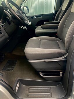 VW Multivan T5 2.0 TDI 103kW DSG,WEBASTO,TAŽNÉ,7 MÍST, - 16