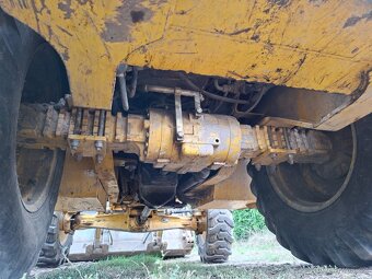 KOMATSU WB 93 R-2 4X4 - 16