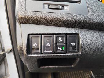 Suzuki Kizashi 2.4, 4x4, automat - 16