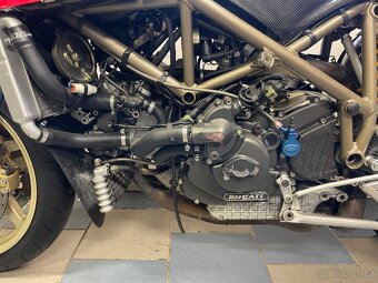 Ducati 916 SP3 - 16