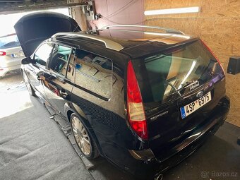 Ford Mondeo ST220 - 16