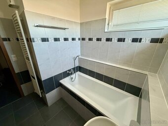 2+kk Hornoměcholupská, P-10, 6.500.000,-kč, 64 m2 vč. sklepa - 16