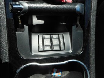 Ford S-MAX,2,0 i TITANIUM - 16