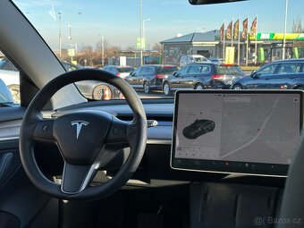Tesla Model 3 2021 - 16