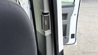 VW Transporter 2.0TDi T5 Long DSG - 16