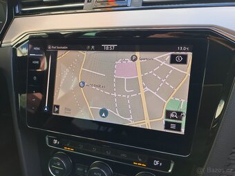 VW Passat B8 Variant 2.0TDI 110kW DSG 74tkm Matrix Virtual - 16